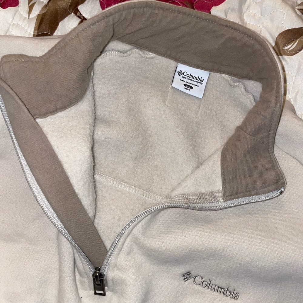 Columbia pullover